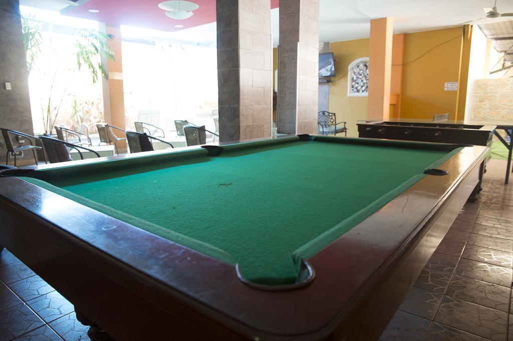 Tropical Inn Hotel Guayaquil Exterior photo